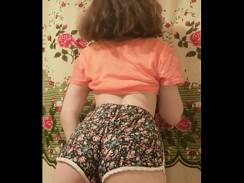 ❤️ Sexy junges Babe zieht ihre Shorts vor der Kamera aus ❌ Quality sex bei de.bestsexporno.ru